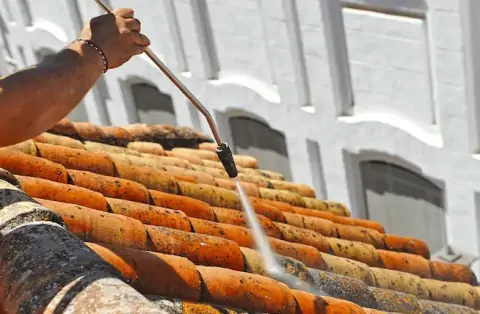 Nettoyage de toitures - Saint-Mathieu-de-Tréviers